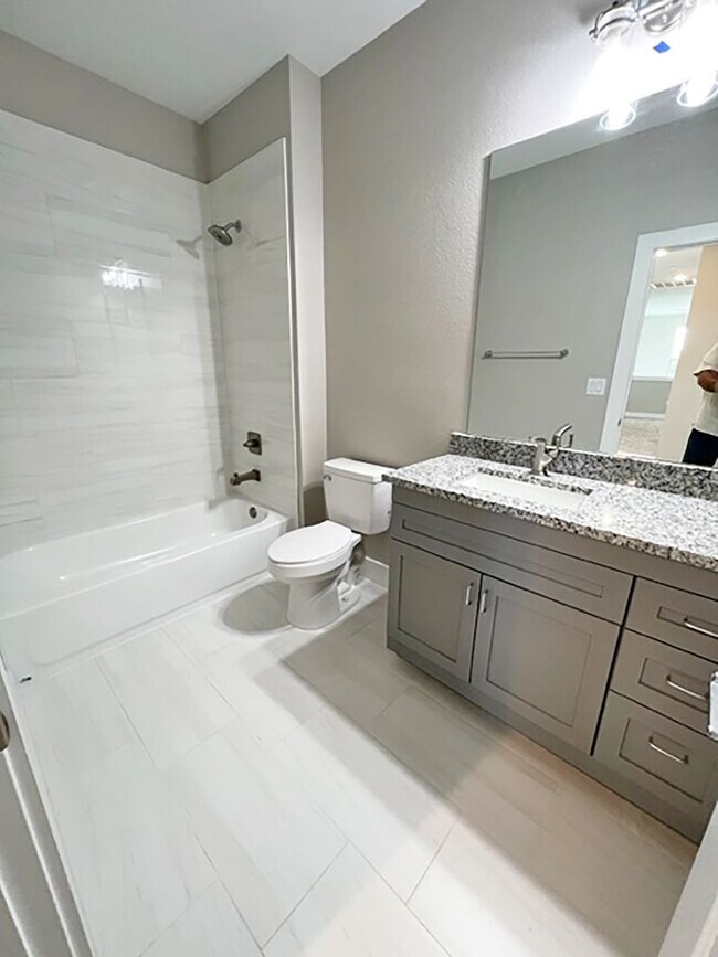 Building Photo - 3621 Bonnie Brae St