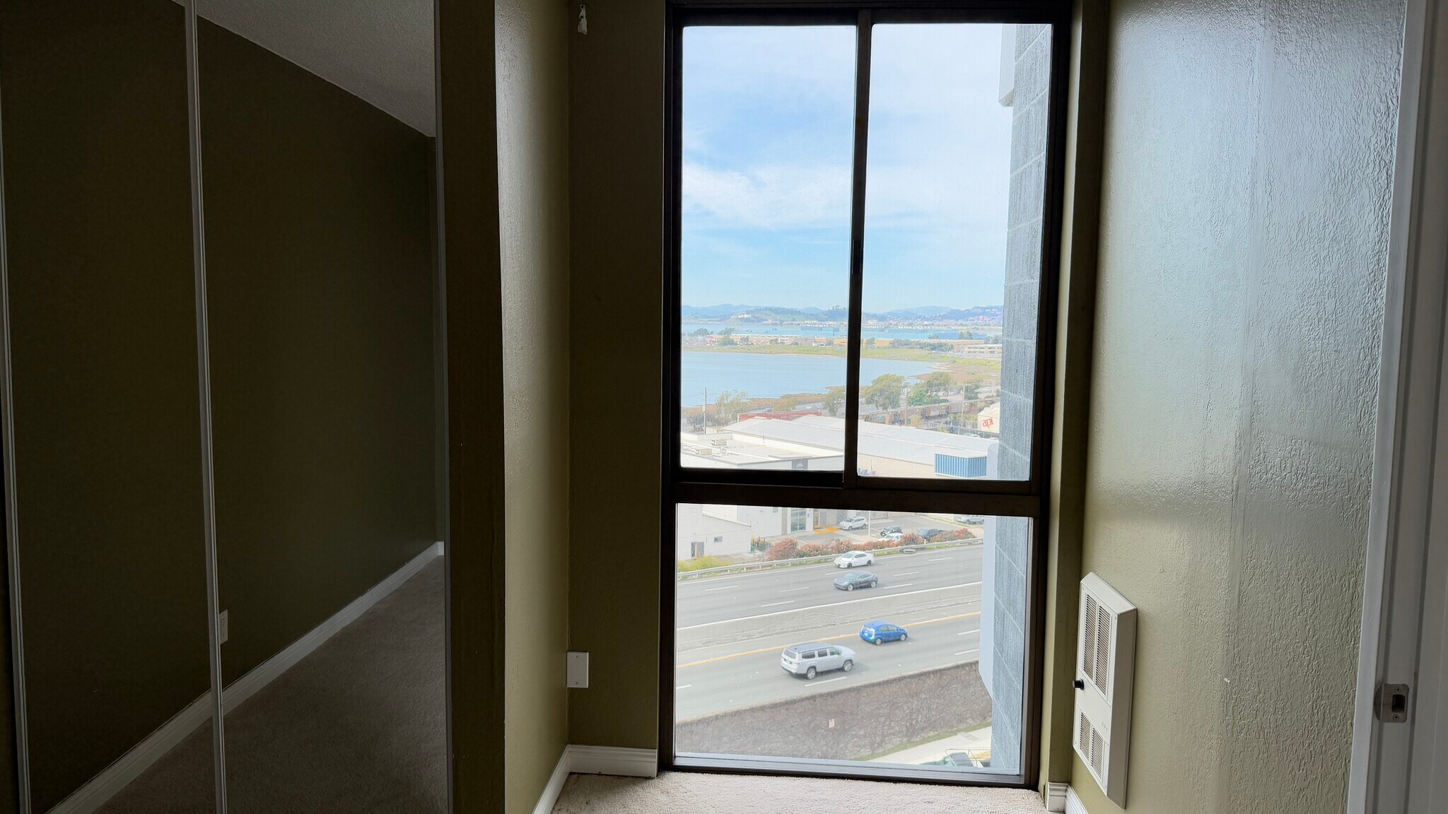 Building Photo - 555 Pierce St