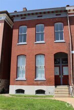 Building Photo - 2007 California Ave