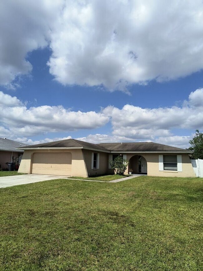 Building Photo - Single family home in Poinciana