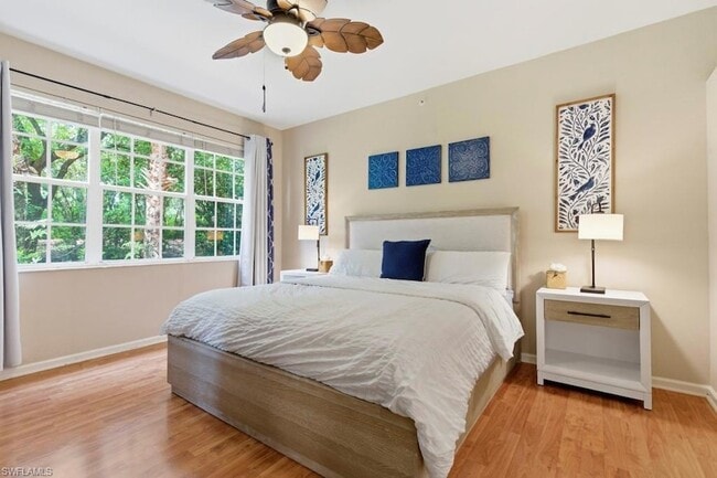 Building Photo - 10040 Valiant Ct