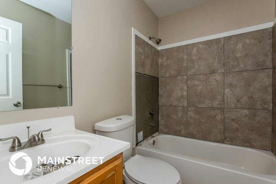 Building Photo - 2404 Faircreek Ct