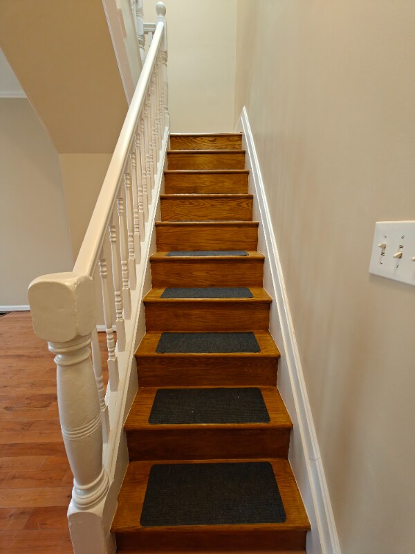 Building Photo - 400 E Lorraine Ave