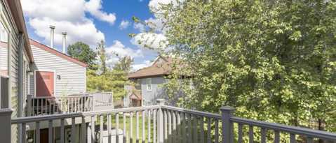 Building Photo - 1346 Chanticleer-