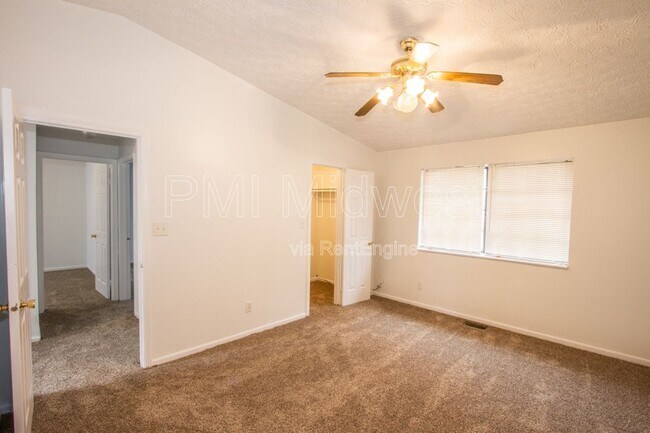 Building Photo - 1838 Keystone Lakes Dr