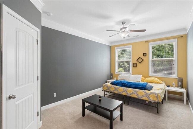 Building Photo - 4470 Skylark Ln