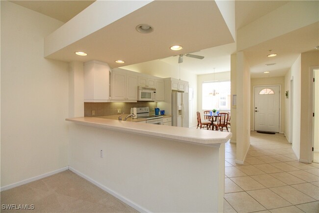 Building Photo - 6810 Beach Resort Dr