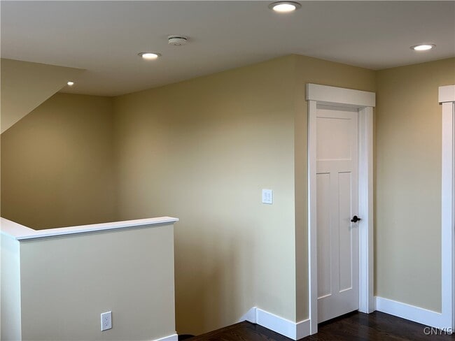 Building Photo - 3817 Gully Rd