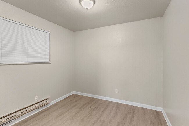 Building Photo - 2BD Condo in Pueblo West!