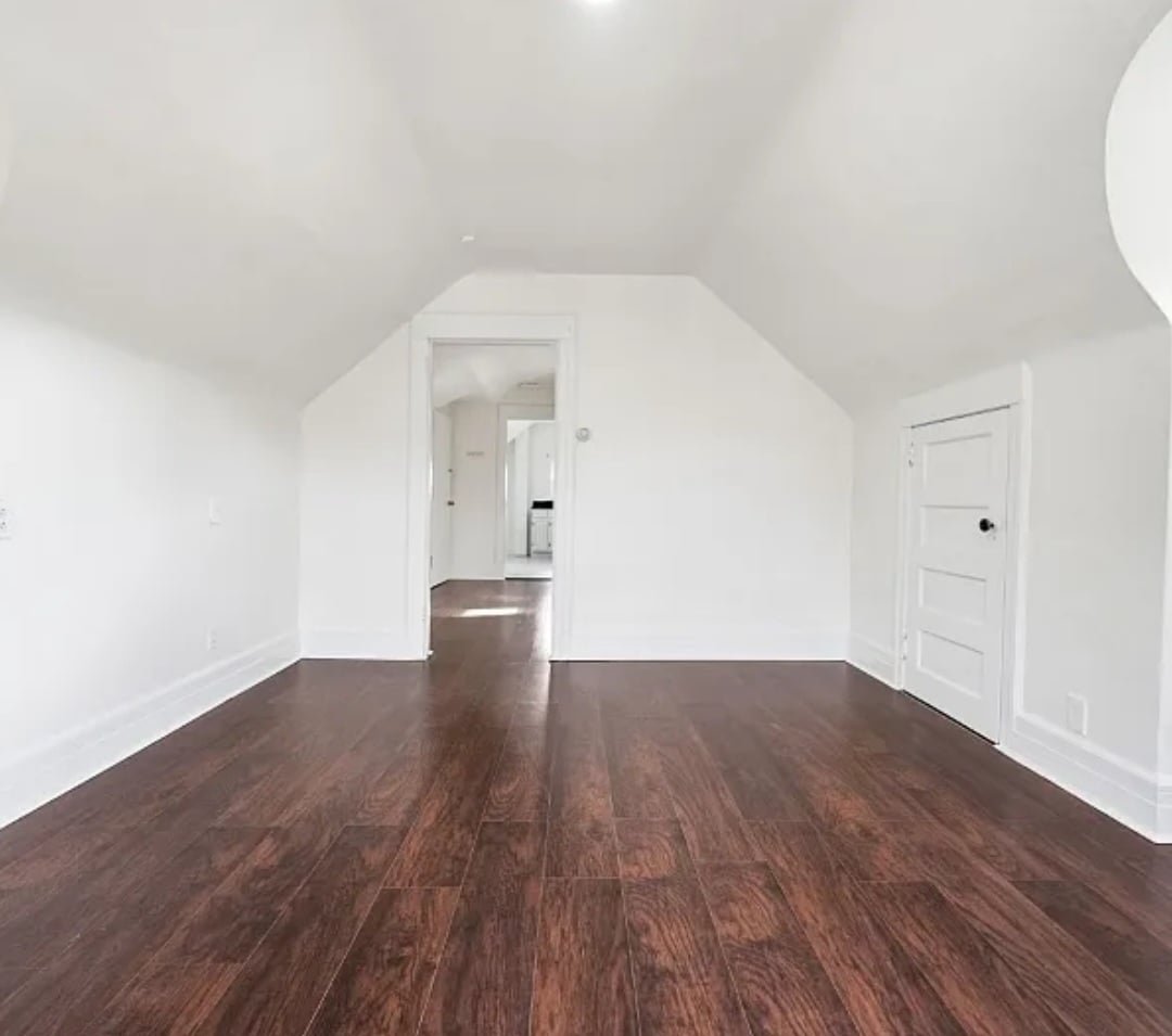 Building Photo - 44 Oberlin St