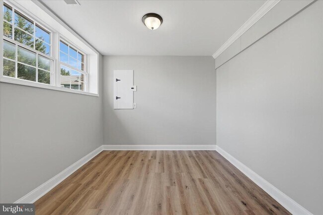 Building Photo - 102 Bramble Ct