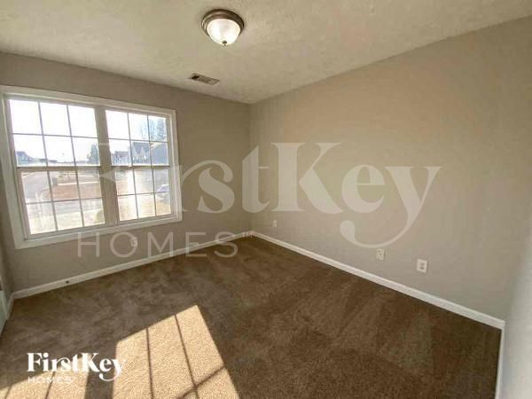 Building Photo - 3742 Legacy Walk Dr