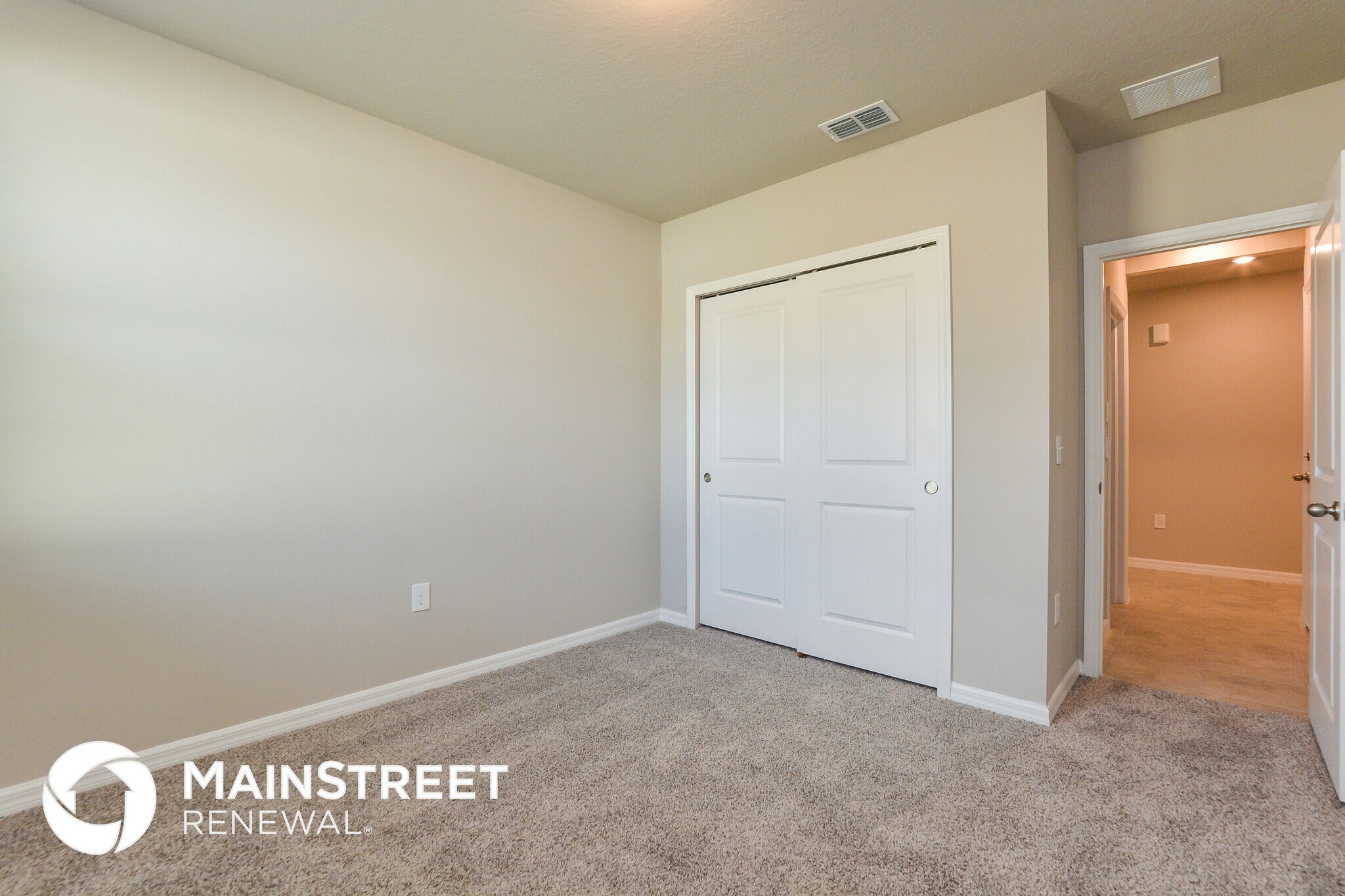 Building Photo - 1070 Oak Vly Dr
