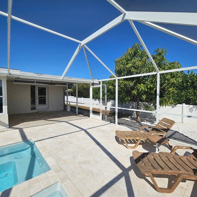 Building Photo - 6815 Anchor Way