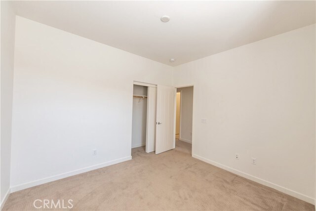 Building Photo - 126 Finch