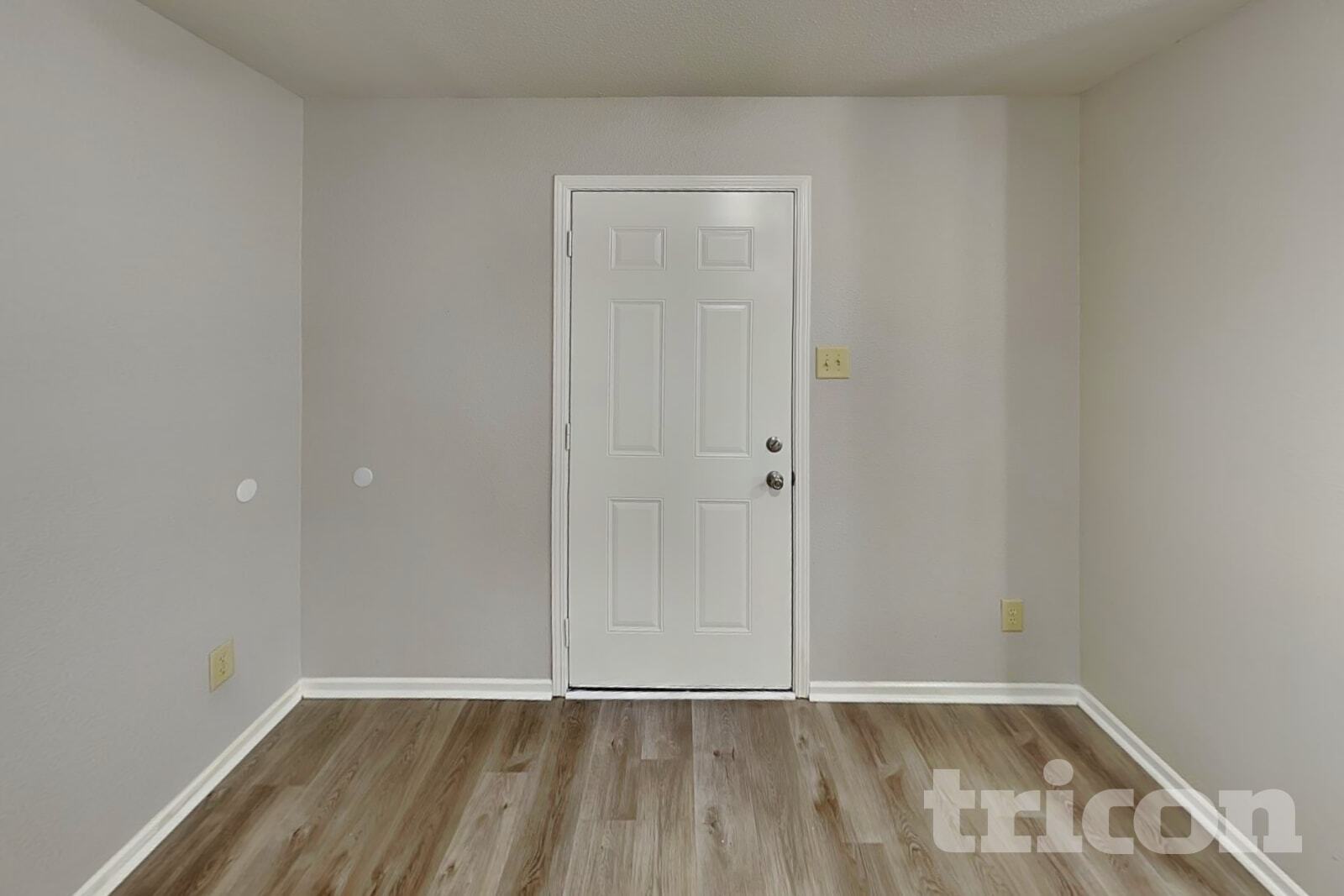 Building Photo - 8039 Retreat Ln