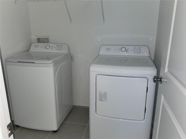 Building Photo - 3898 Amers Lp