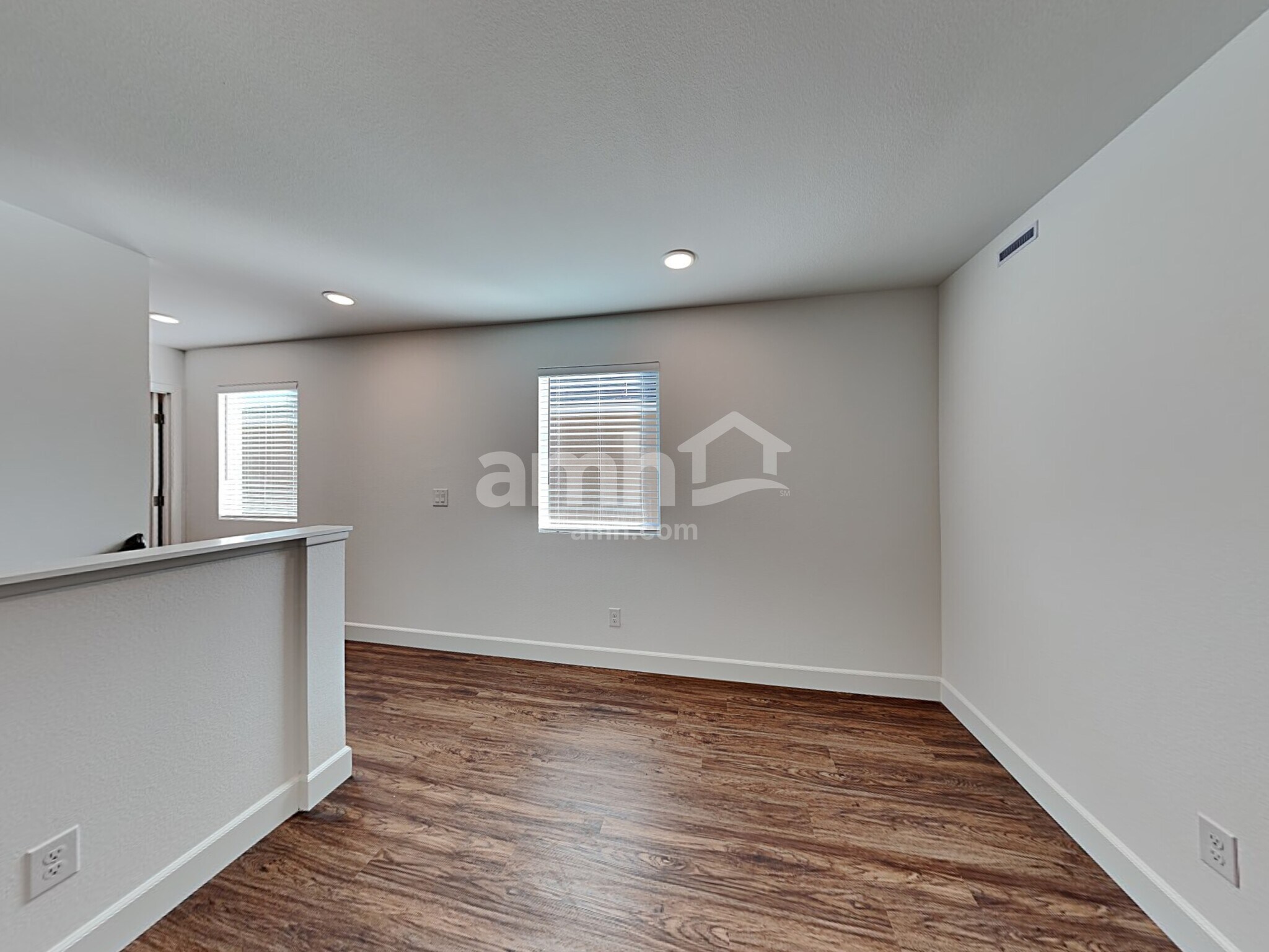 Building Photo - 9143 Crocker Pt Ct
