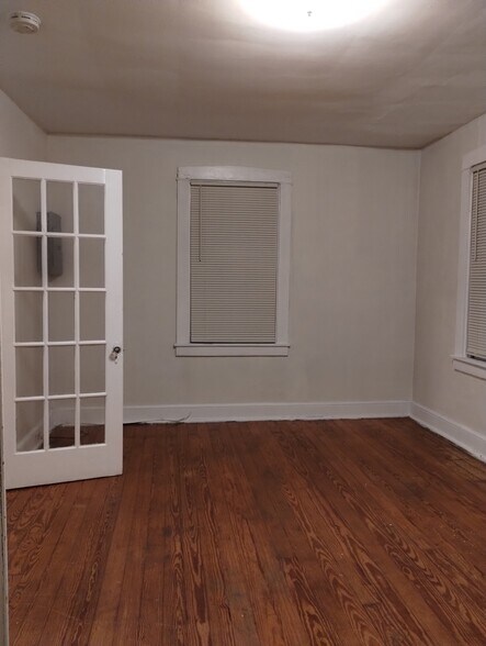 Building Photo - 41 S Water St