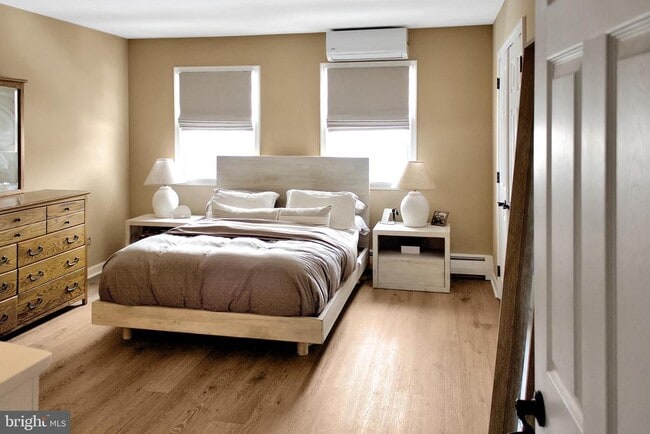 Building Photo - 159 Columbia Ave