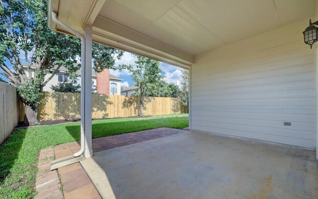 Building Photo - 6422 Richland Hills Dr