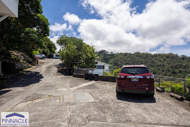Building Photo - 2776 Laniloa Rd