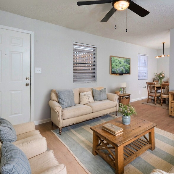 Building Photo - Jamestown Manor Apartments