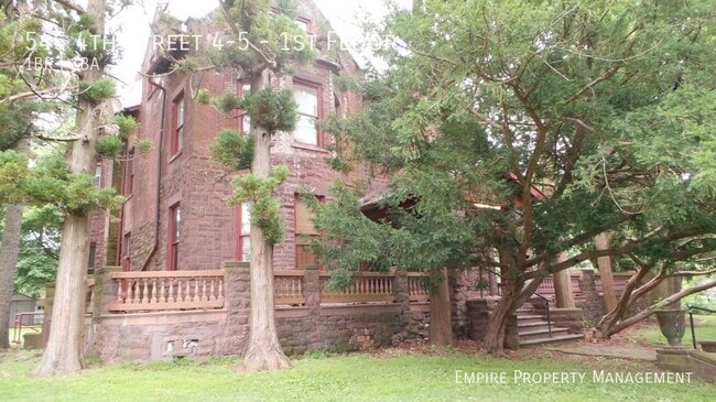 Primary Photo - 545 4th St