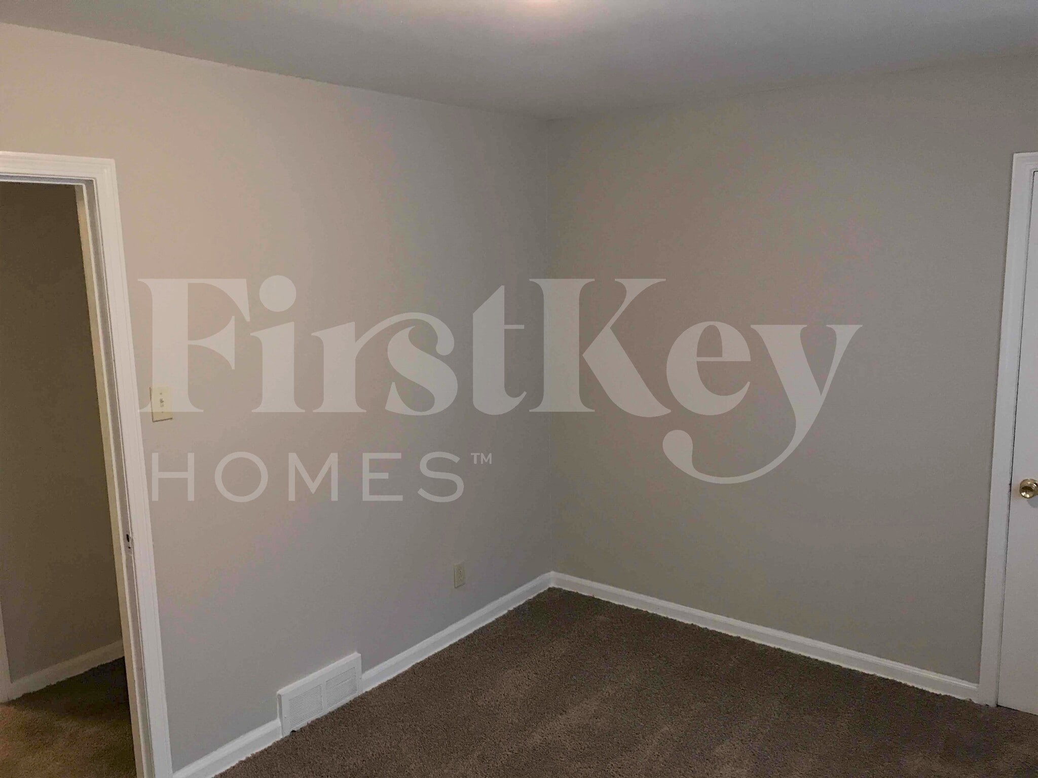 Building Photo - 1083 Richland Dr