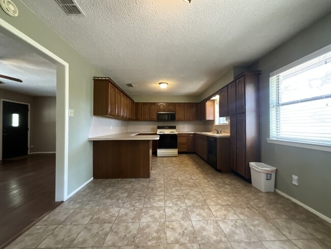 Building Photo - 24264 State Hwy 64