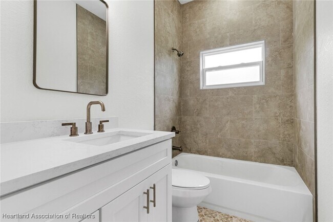 Building Photo - 7539 Bernal Dr