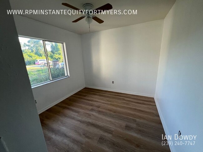 Building Photo - Beautifully Updated 3-Bedroom Duplex for R...