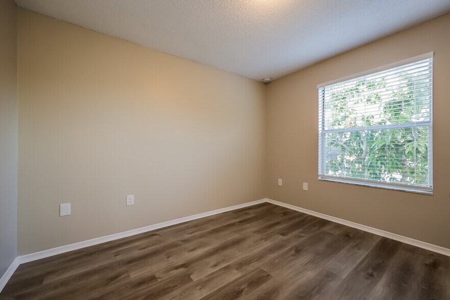 Building Photo - 2032 Tropic Bay Ct