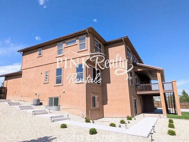 Building Photo - 7695 Wrangler Ridge Dr