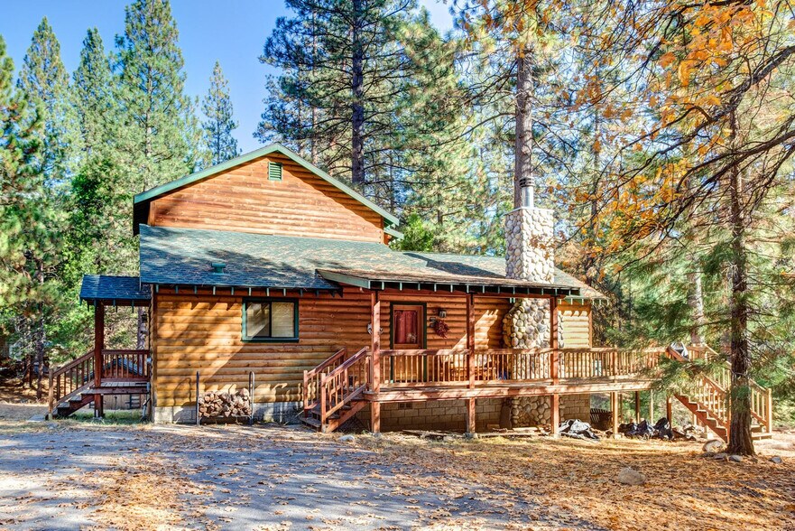 Building Photo - 2580 Yosemite Pines Ln