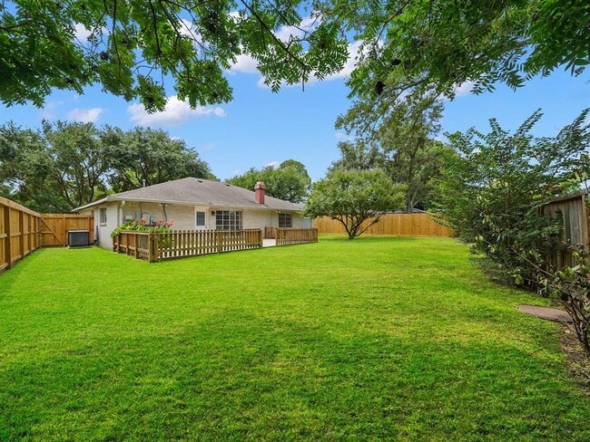 Building Photo - 13546 Wimbledon Dr