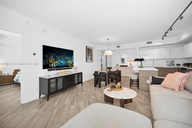 Building Photo - 1100 S Miami Ave