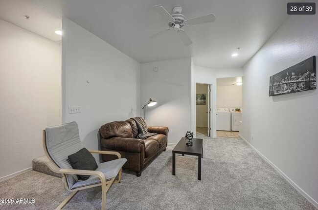 Building Photo - 2016 S Hammond Dr