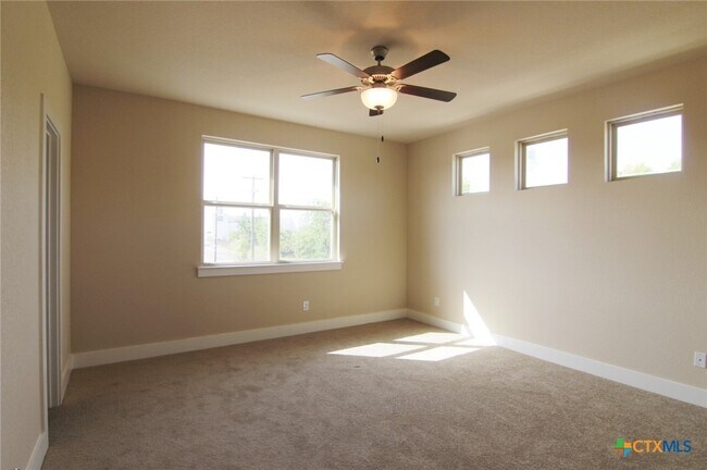 Building Photo - 712 Gristmill Dr