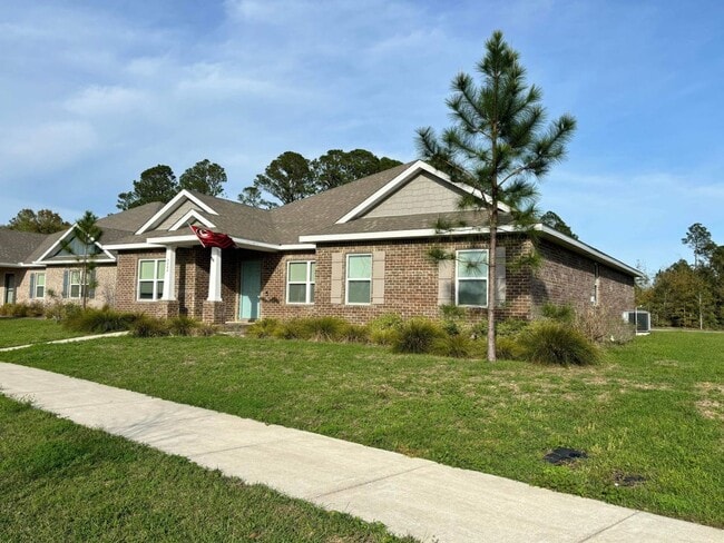 Building Photo - Charming 4 bedroom 3 bathroom in Yellow River Ranch