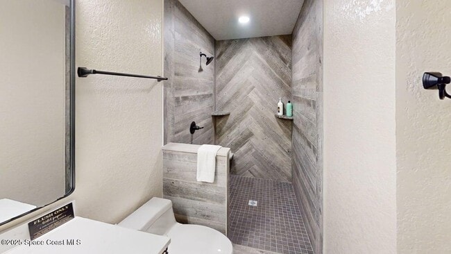Building Photo - 3015 Marshall Dr