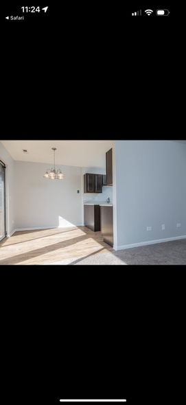 Building Photo - 681 Thorntree Ct