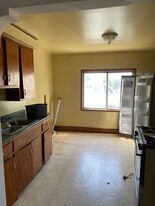 Building Photo - 7711 Buhr St