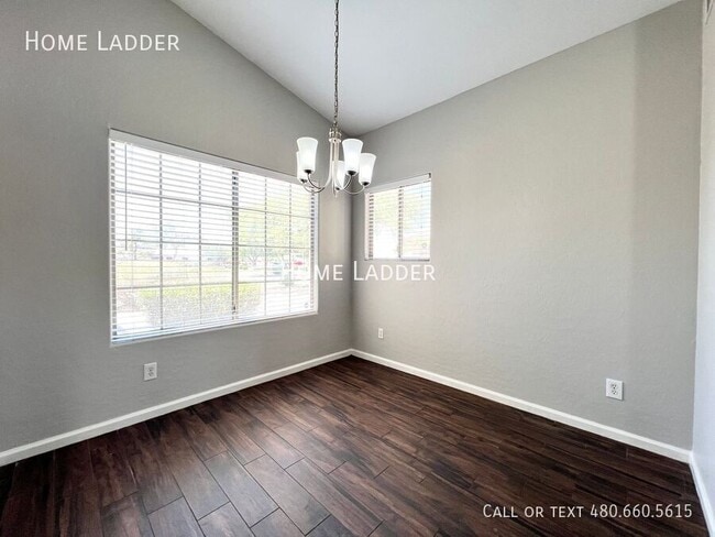 Building Photo - 1739 S Abilene Dr