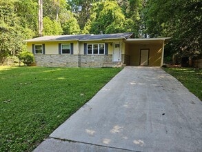Building Photo - Charming Cottage Near Cascades Park