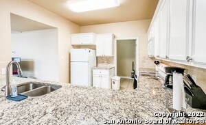 Building Photo - 151 Chapel Hill Cir