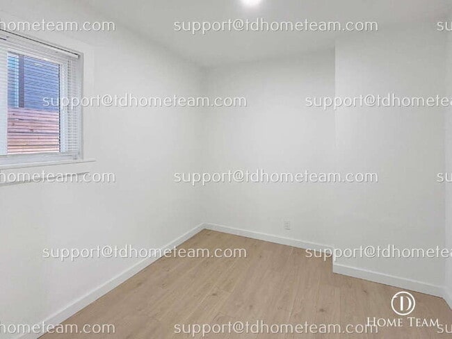 Building Photo - 9237 36th Ave S