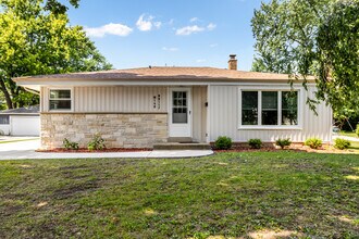 Building Photo - W148N8117 University Dr
