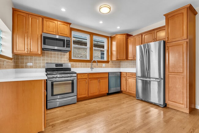 Building Photo - 3108 N 78th Ct