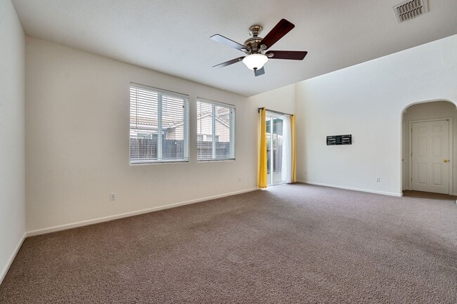 Building Photo - 2815 Tourbrook Way